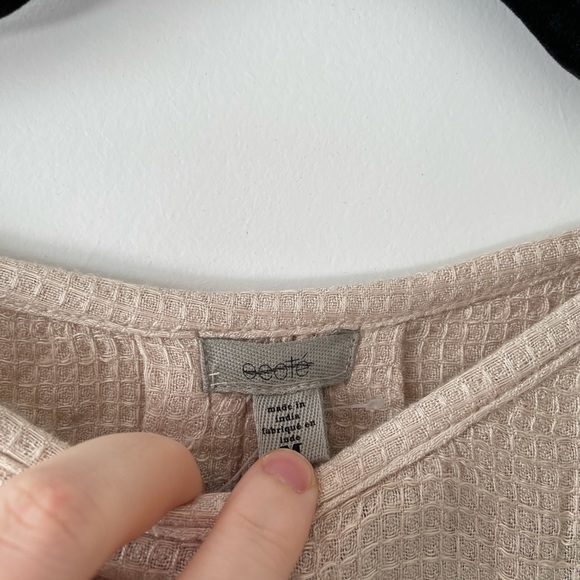 NEW UO / ECOTE / WAFFLE KNIT LONG SLEEVE TOP - Picture 2 of 3